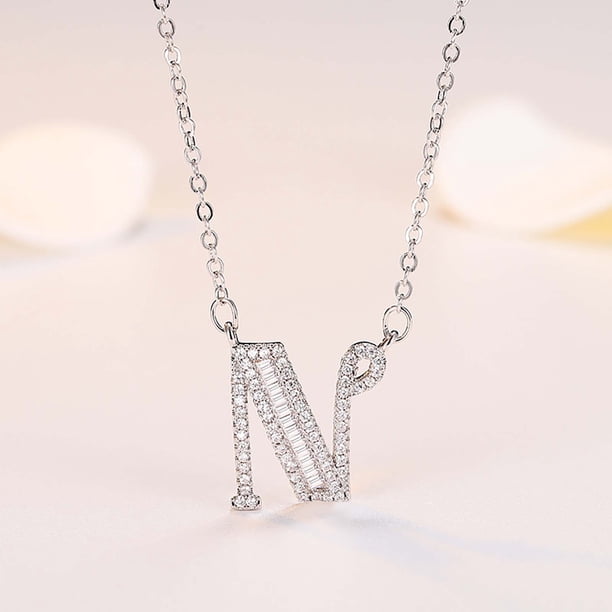 Collar con colgante de tu nombre, mi apellido y 26 palabras en inglés para hija.
