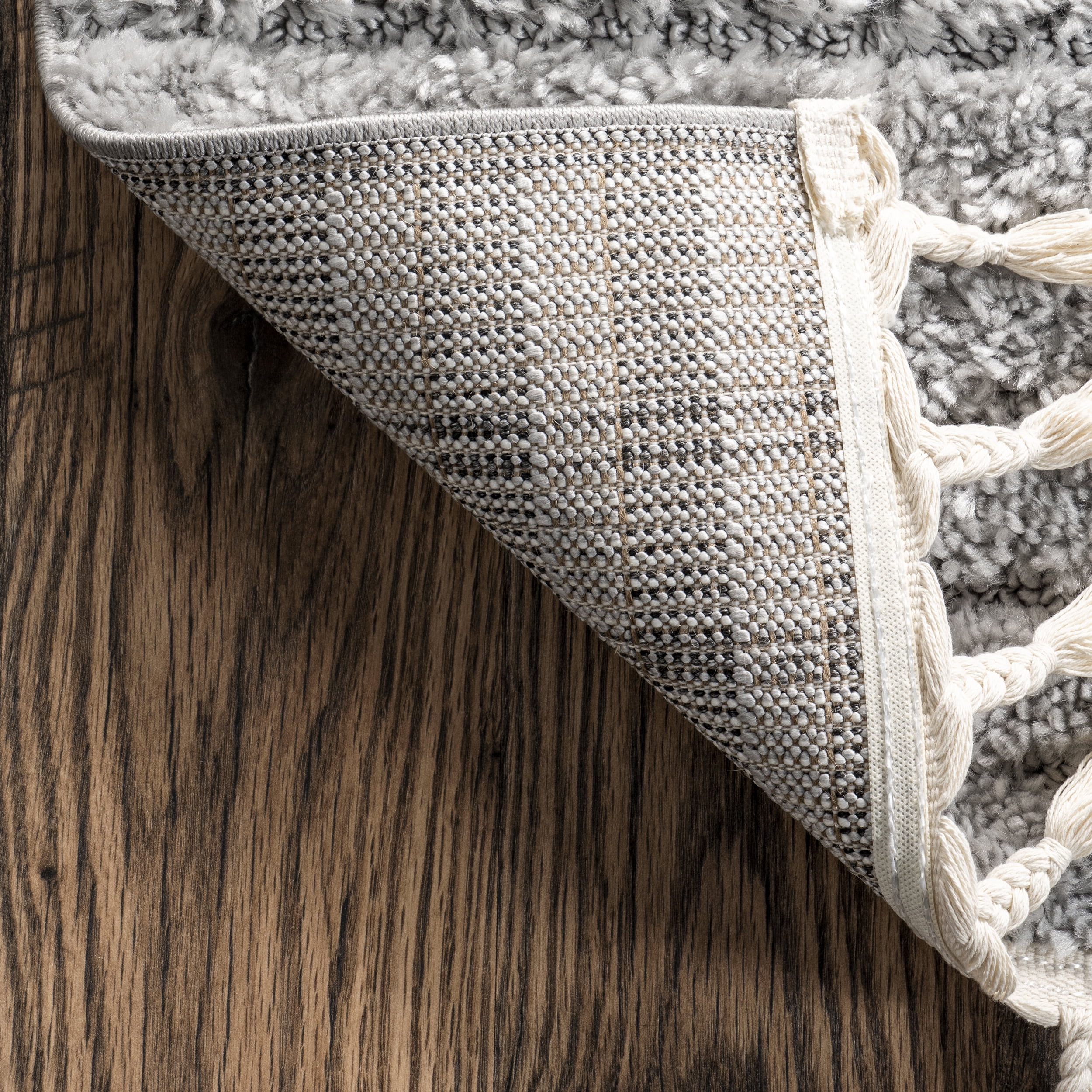 nuLOOM Risette Geometric Shag Tassel Area Rug, 4' x 6', Light Gray
