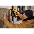 thumbnail image 3 of Clavadora neumática para revestimiento de bobinas DEWALT DW66C-1, 3 of 3