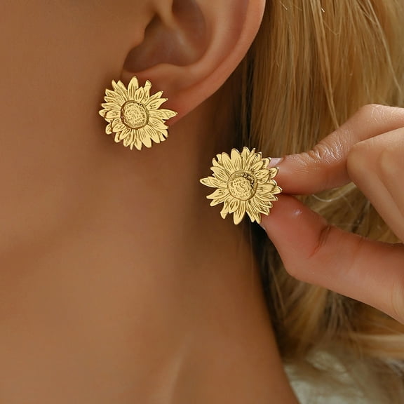 Elegant Stainless Steel Sunflower Stud Earrings Golden 22mm