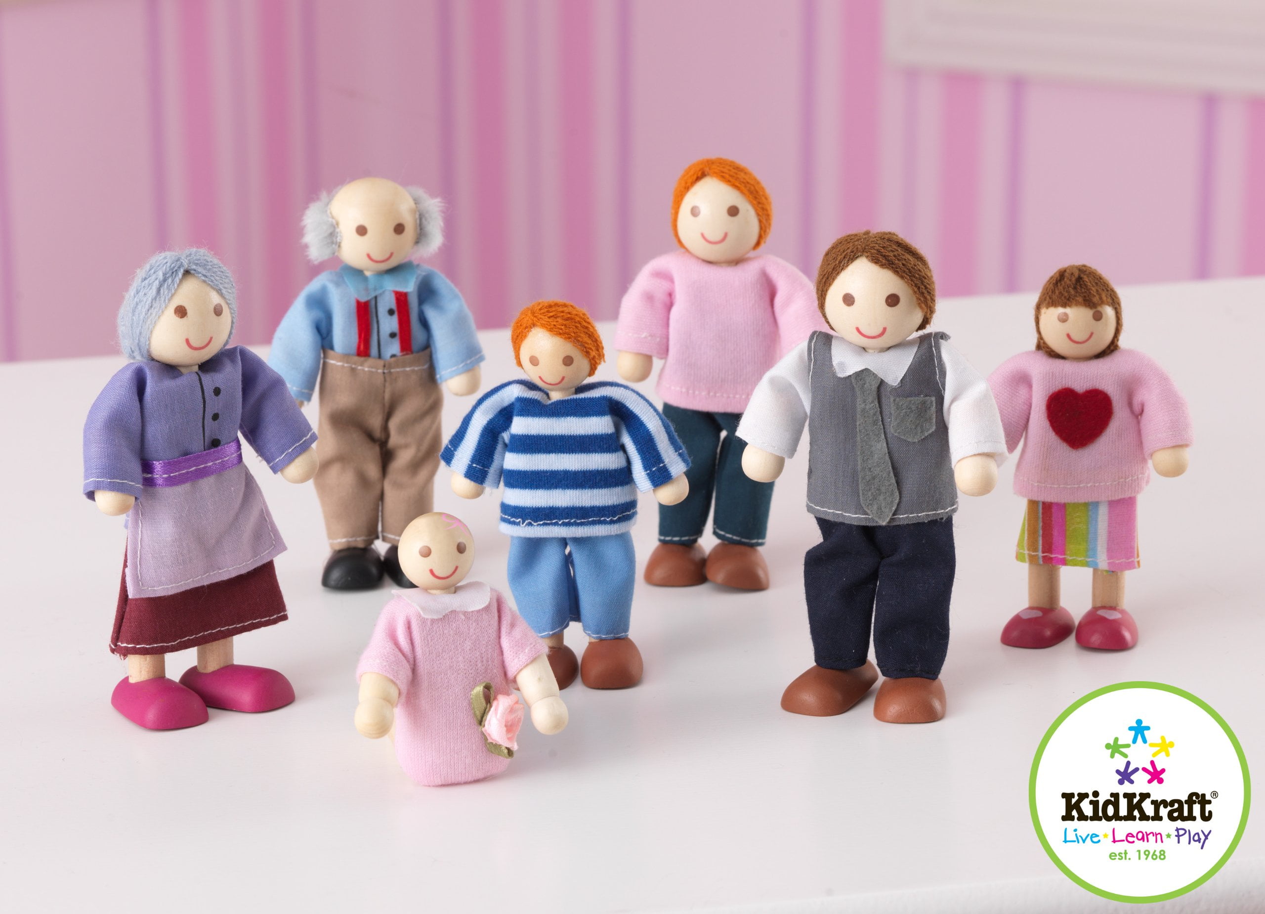 kidkraft doll family