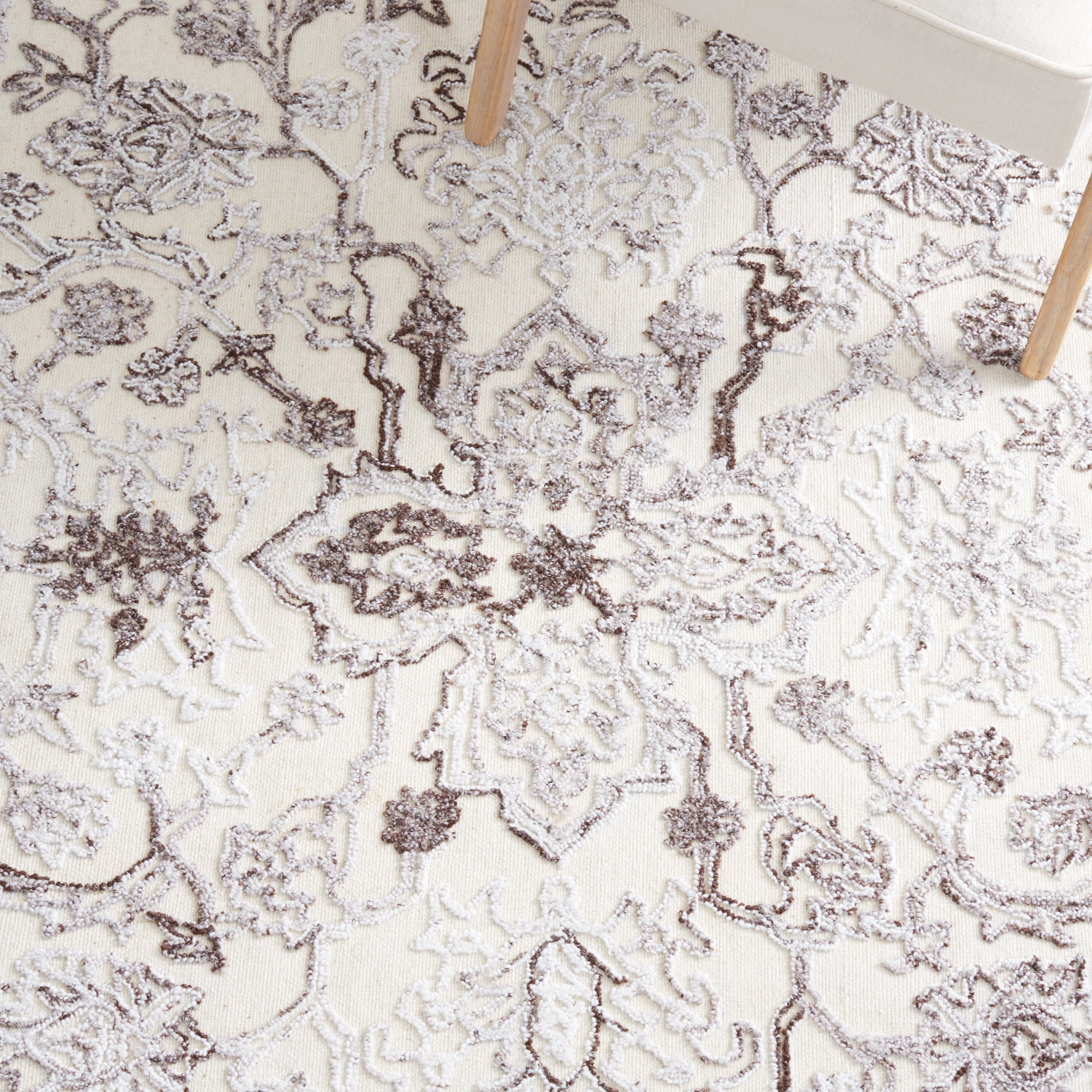 SAFAVIEH Trace Giuseppe Floral Area Rug, Brown/Ivory, 3' x 5'