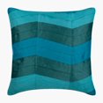 thumbnail image 1 of Funda de almohada verde azulado, con textura y pliegues, de color liso, de 35 x 35 cm (14 x 14 pulgadas), cuadrada de seda, a rayas, moderna, con diseño de chevron y ondas verde azulado., 1 of 5