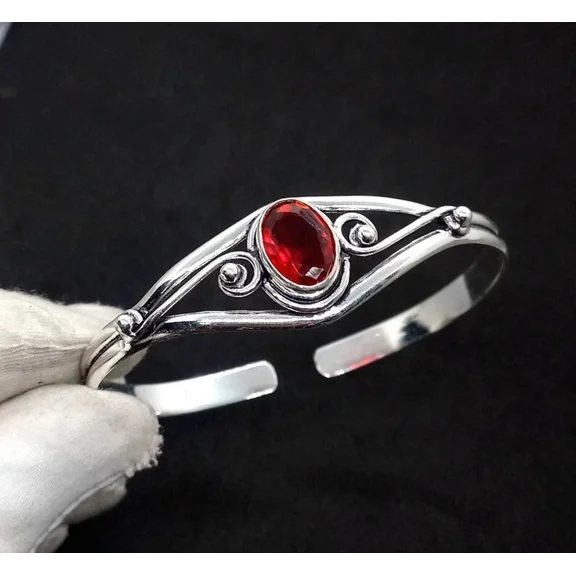 925 Sterling Silver Red Garnet Gemstone Handmade Jewelry Cuff Bracelet ADJ