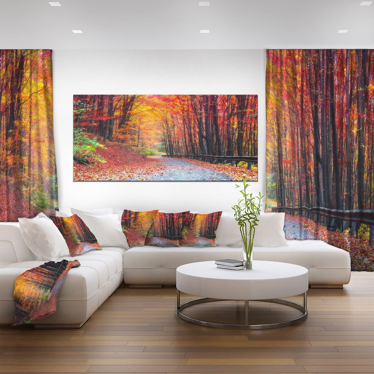 Designart Route dans la belle forêt d'automne Art mural sur toile