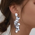 thumbnail image 2 of Pendientes Largos Pétalos de Flor Pendientes Diseño Maduro y Elegante Empalme Pendientes Pendientes, 2 of 4