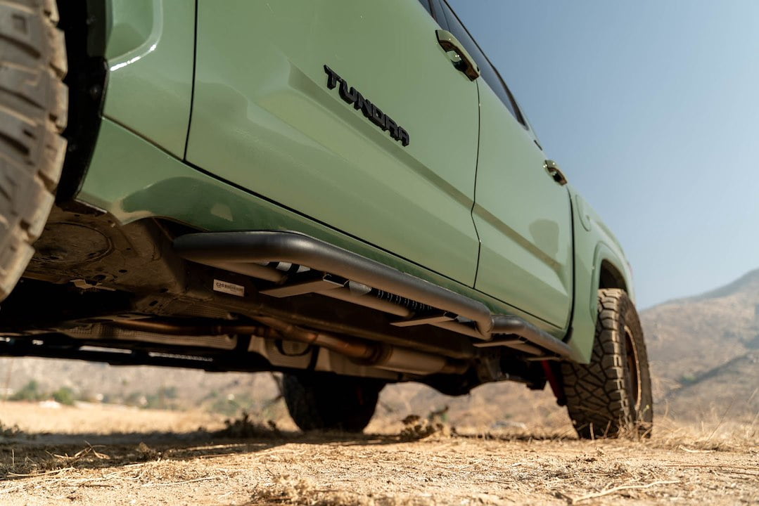 DV8 Offroad SRTT2-01 STEP TRUCK