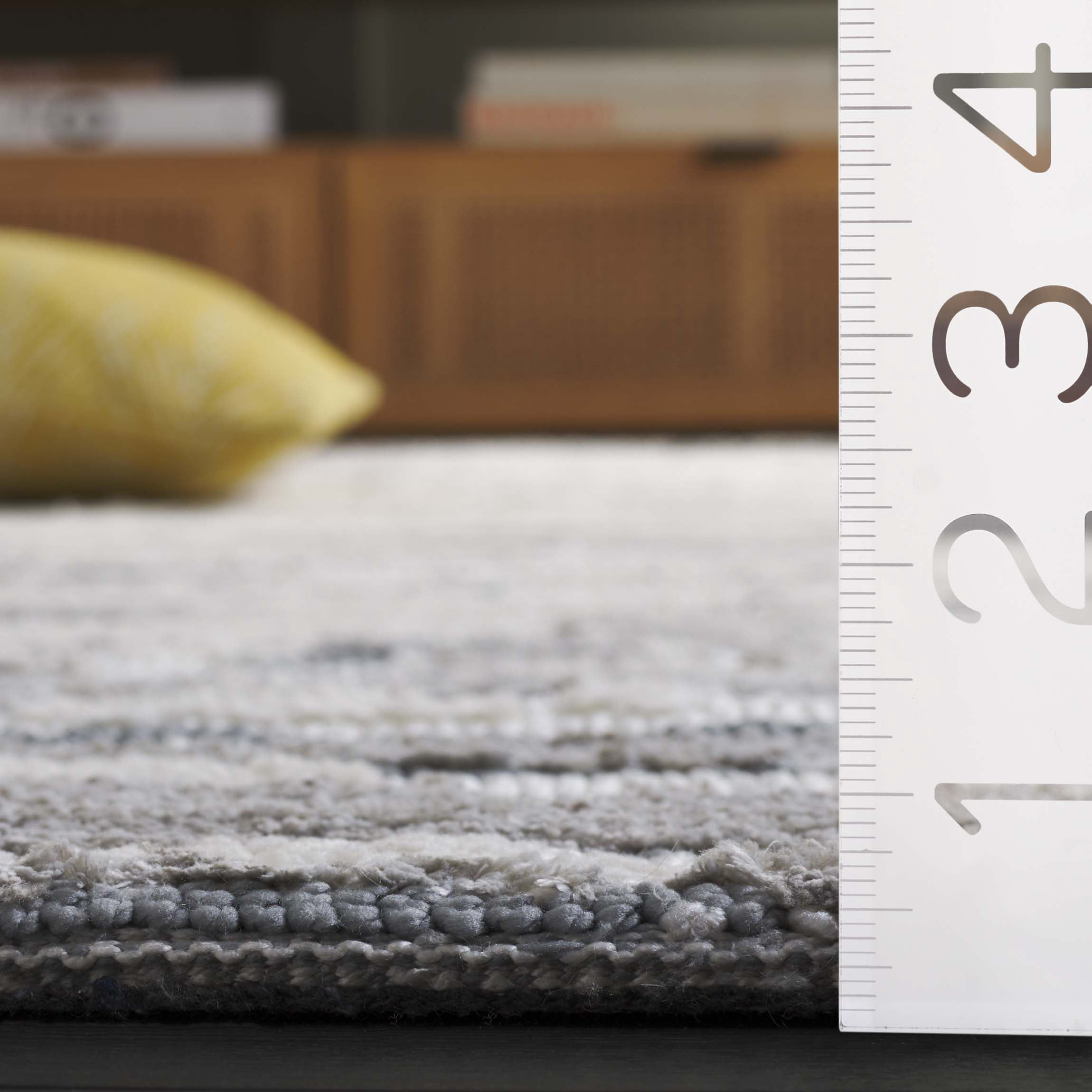 SAFAVIEH Audrey Marjorie Abstract Area Rug, Gray/Beige, 5' x 7'