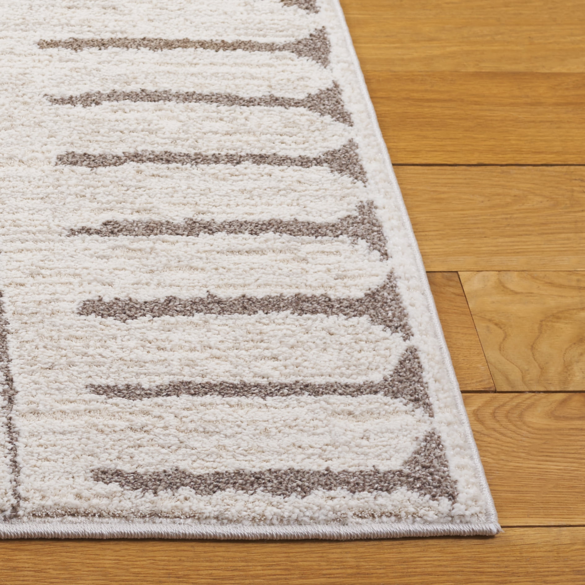 SAFAVIEH Northport Franklyn Geometric Area Rug, Ivory/Beige, 8' x 10'