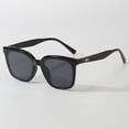 thumbnail image 2 of Gafas de sol para mujer, gafas de sol de estilo urbano, gafas de sol modernas para hombre, gafas de sol con protección solar anti-ultravioleta, 2 of 5
