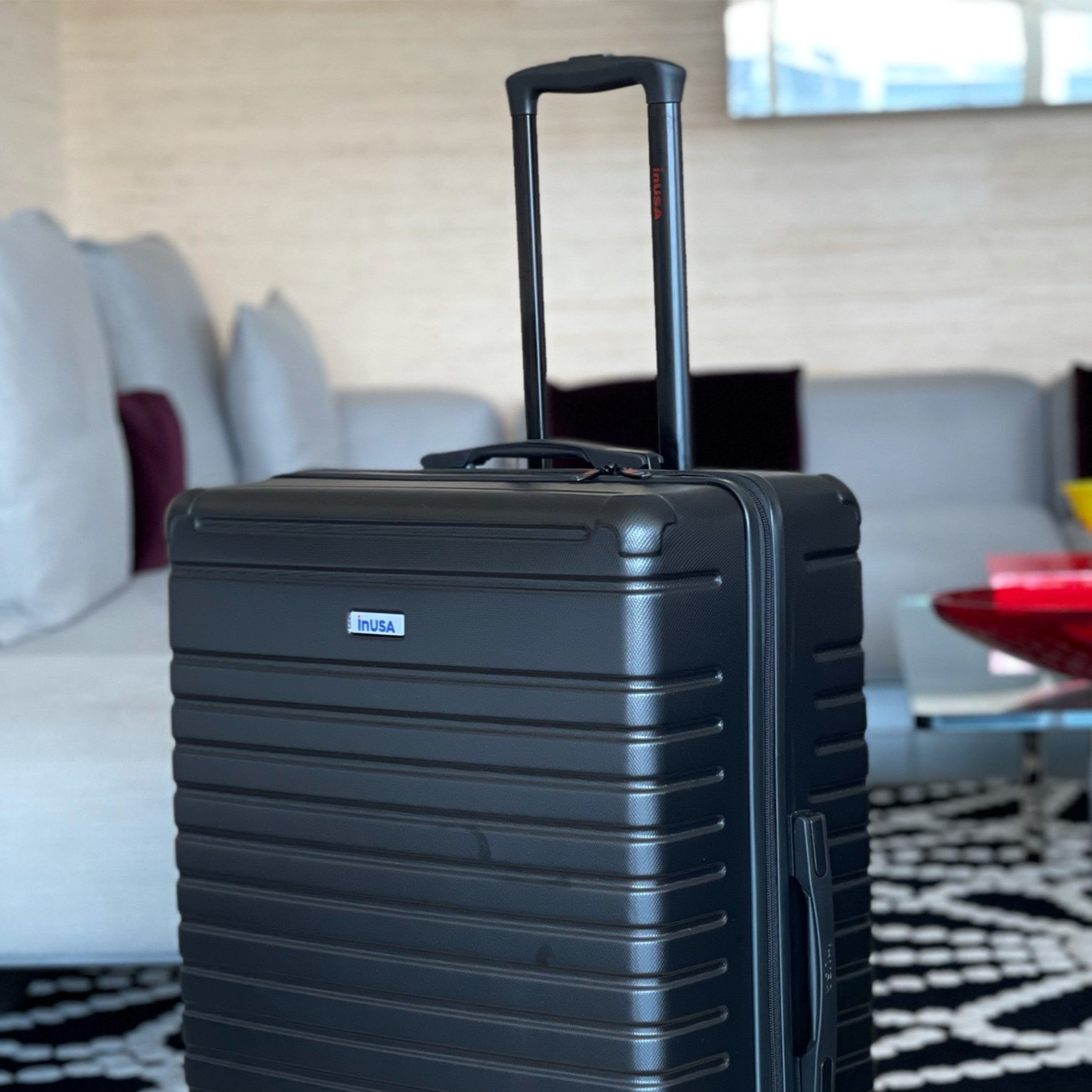 InUSA Deep 24" Hardside Lightweight Luggage with Spinner Wheels, Handle Studs, Trolley, Black