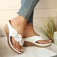 thumbnail image 4 of Domuza Sandales de Plage de Plage d'Été pour Femmes à Petit Talon Compensé, Sandales à entre-Doigts, Claquettes Habillées pour Dames, Pantoufle à Plateforme, Chaussures d'Extérieur à Fleurs, Blanc 9 (EU-42), 4 of 4
