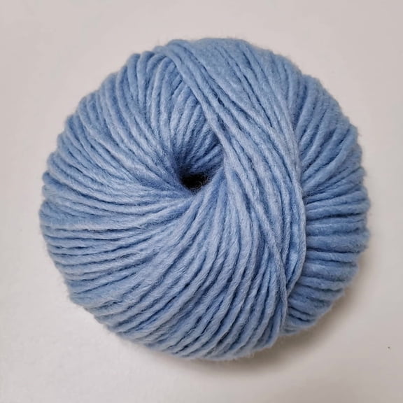 Namzi Wool Blend Yarn, 30% Wool & 70% Acrylic light blue 50g 1Roll Knitting Yarn, Fits US6-US10Needles, Soft DIY Crochet Weaving Craft Thread