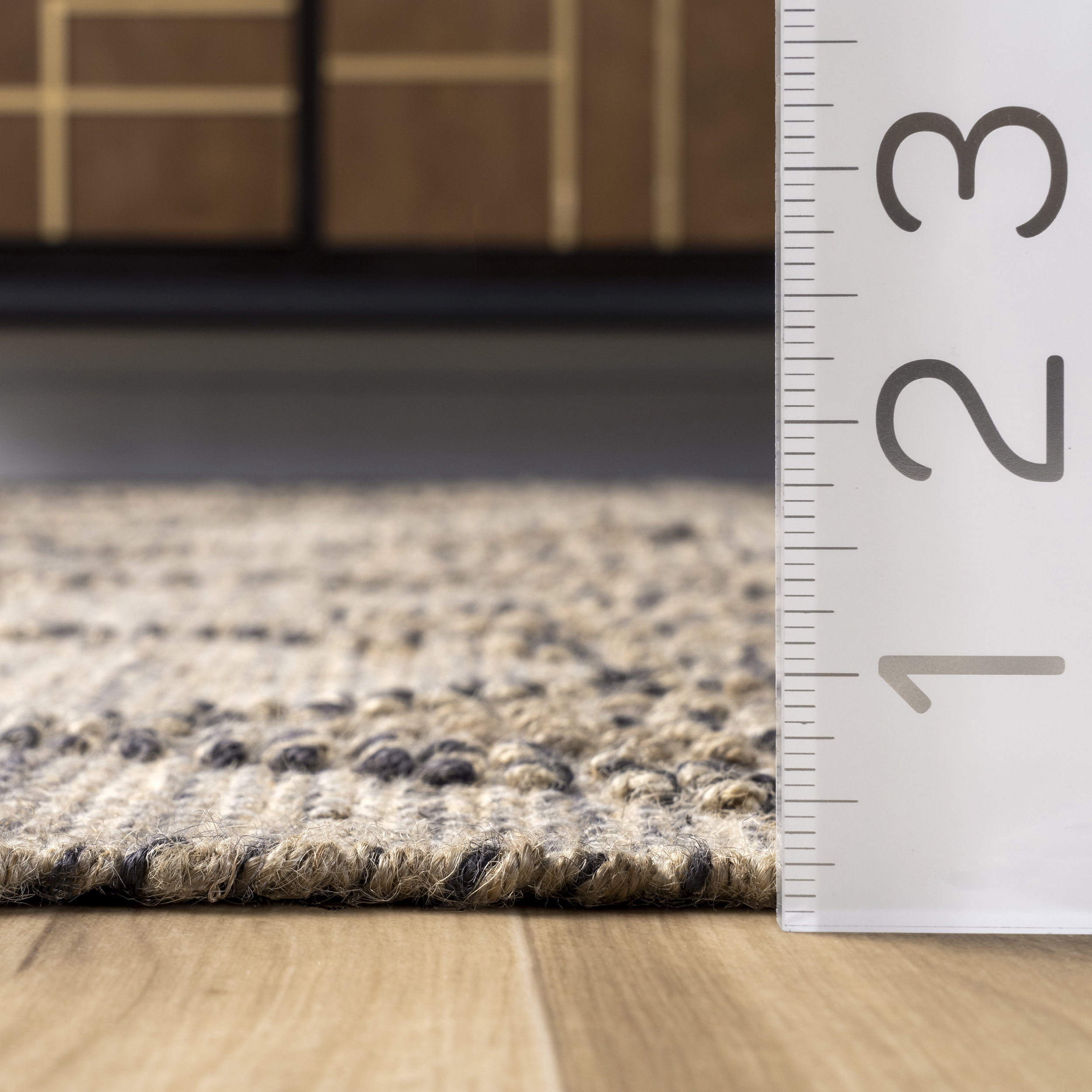 nuLOOM Britta Textured Diamond Tassel Area Rug, 3' x 5', Beige
