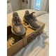 thumbnail image 2 of Yeezy Boost 350 V2, 2 of 5