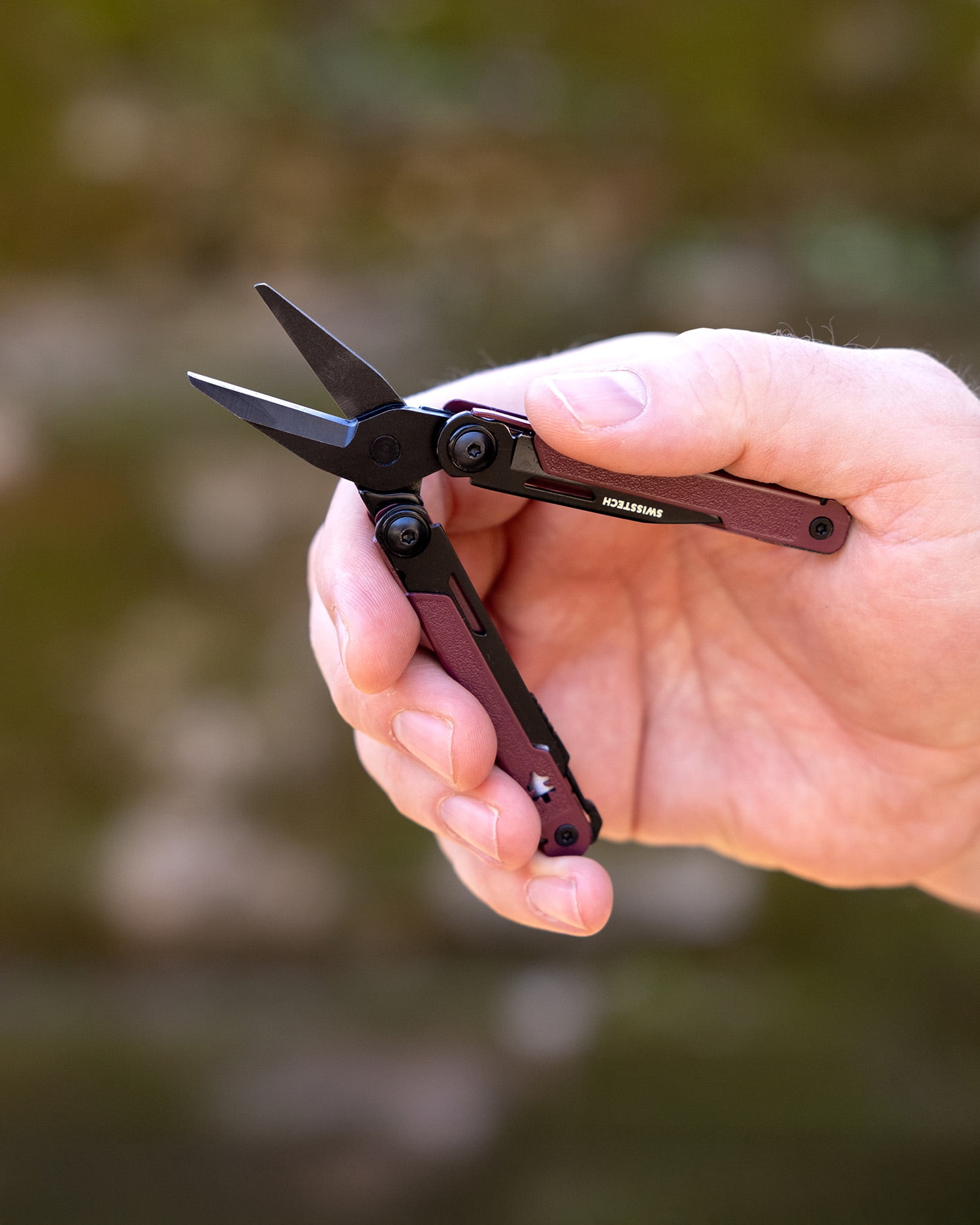 Swiss Tech Uberall CT AUS-8 Steel 10-in-1 Multi Tool with Shears, Carabiner & Leather Sheath, Maroon