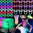 thumbnail image 1 of Suministros de fiesta SHQDD que brillan en la oscuridad 136 unidades para niños y adultos, 1 of 7