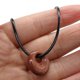 thumbnail image 1 of Collar de cristal curativo shaofei amuleto de piedras preciosas Sodalita 1, 1 of 5