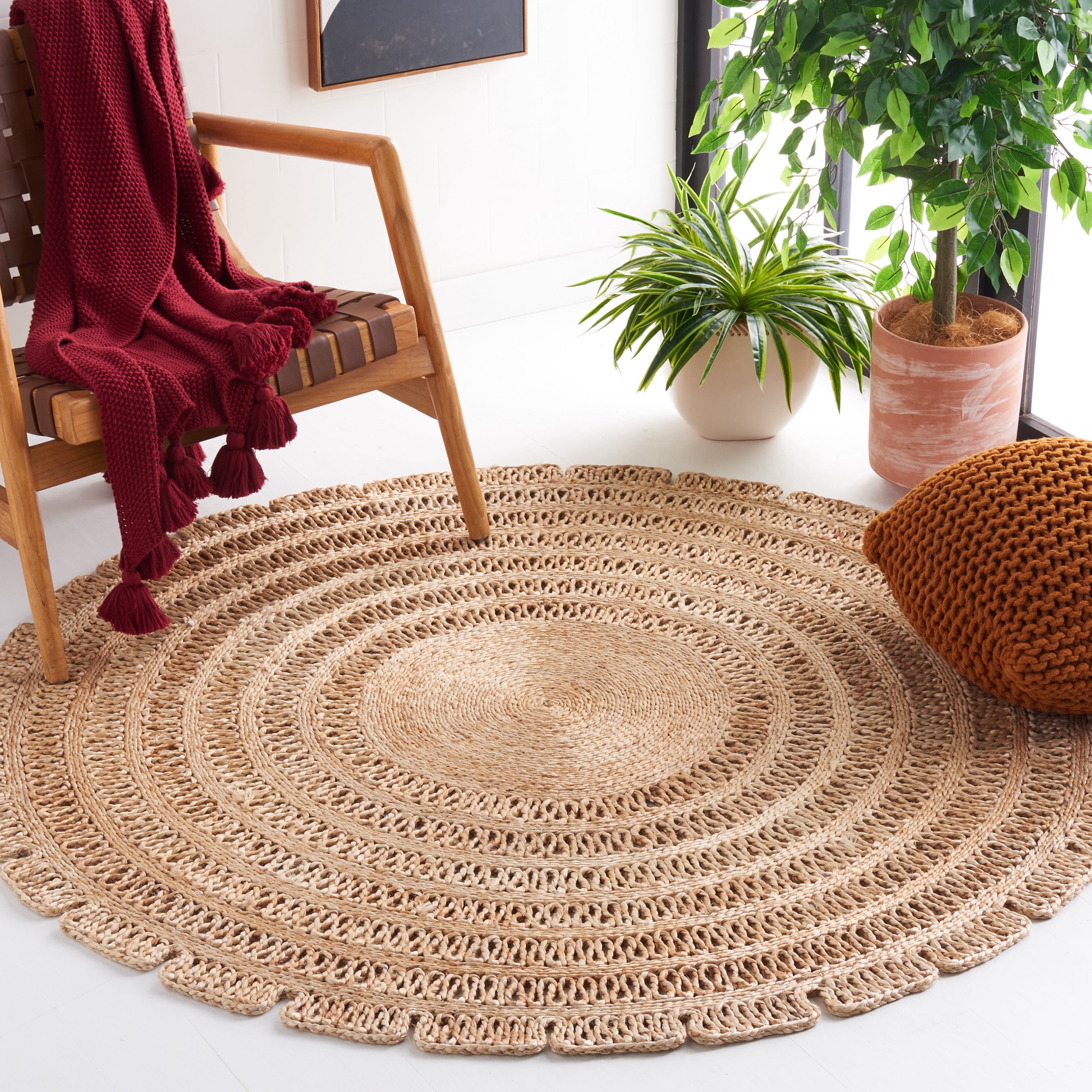 SAFAVIEH Natural Fiber Edythe Geometric Area Rug, Natural, 5' x 5' Round