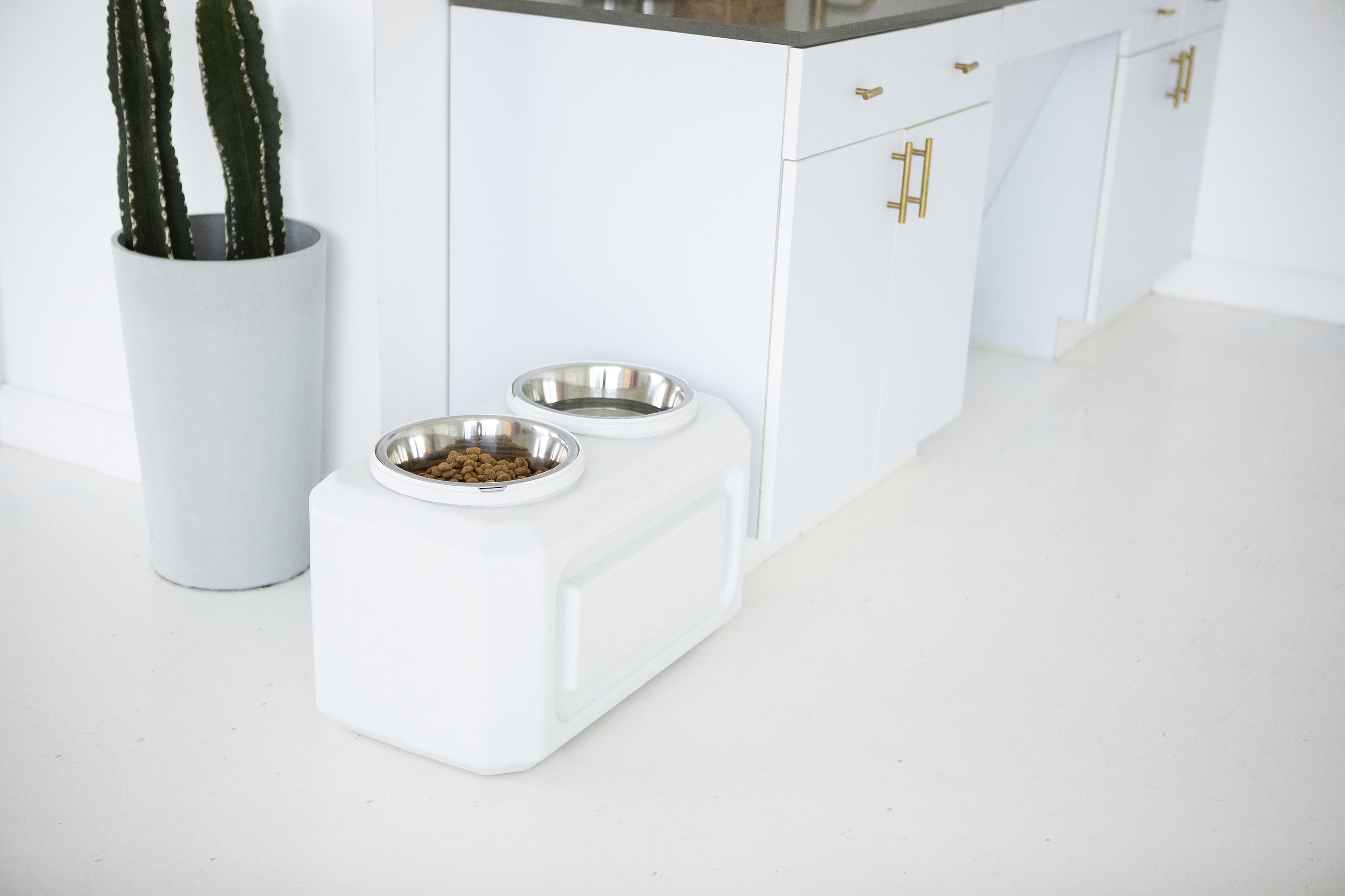 Gamma2 Vittles Vault Elevated Bowls with 50 lb Storage photo 2