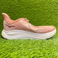 thumbnail image 4 of Hoka One One Clifton 10 Chaussures de Course Athlétiques pour Femmes Taille 8 Rose, 4 of 6