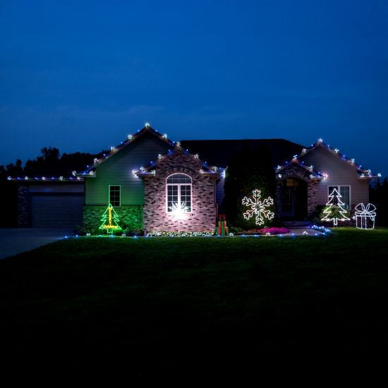 C9 Glitzer® - Twinkle Pure White lights with white base