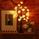 thumbnail image 1 of Luces LED para árbol de Navidad con 24 LED blanco cálido | Decoración navideña de interior a pilas para mesa, Halloween y Pascua | Ramas flexibles y flexibles, plástico marrón, 59 cm, 1 of 6