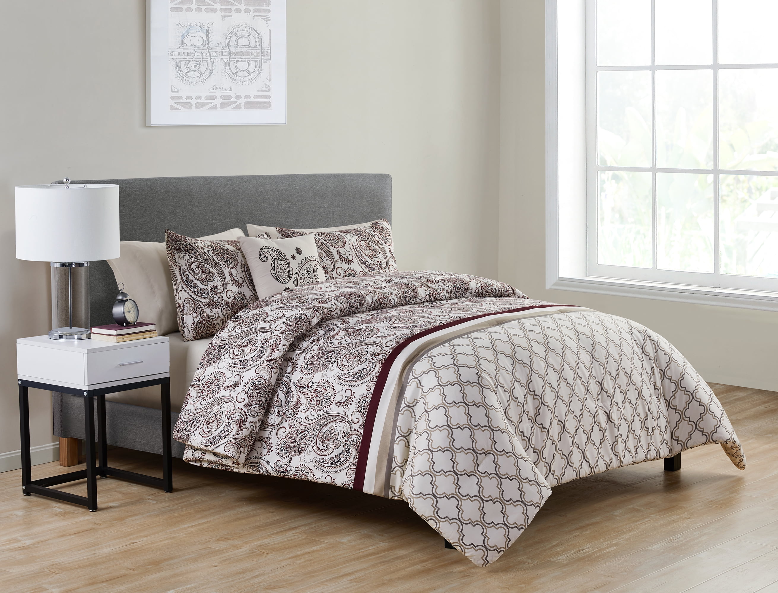 VCNY Home Paisley Floral BedinaBag Comforter Set, Twin/Twin