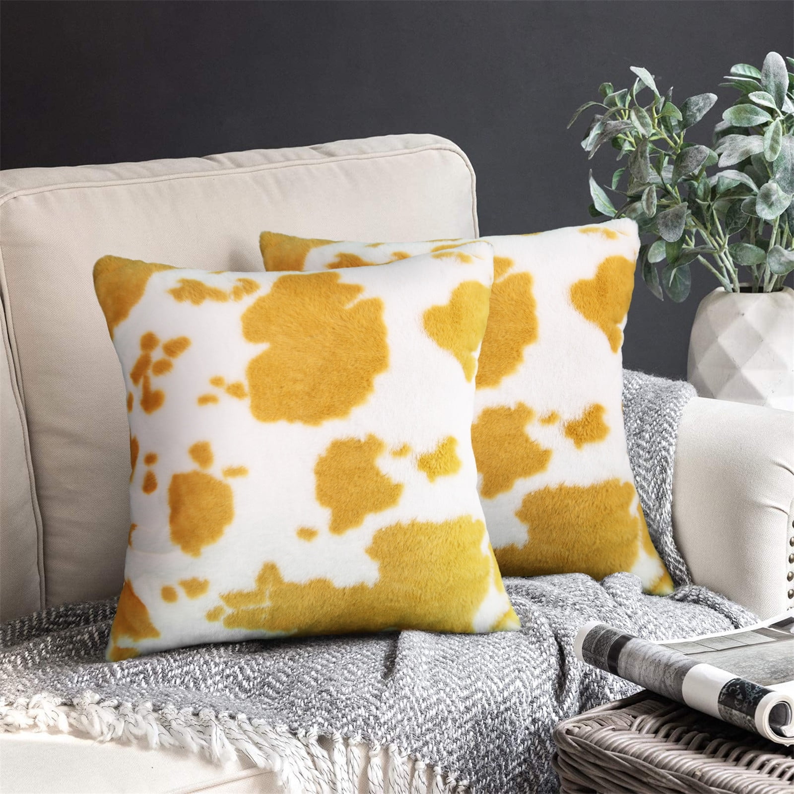 RKSTN Throw Pillows Cow Pattern Plush Pillowcase Pattern Short Plush Sofa Family Cushion Soft Throw Pillows for Couch Living Room Outdoor Decorative