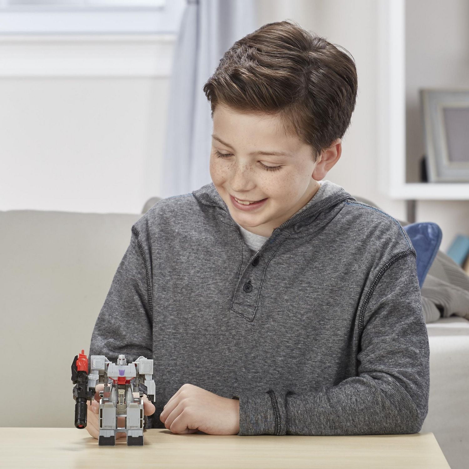 Transformers Cyberverse Action Attackers - Figurine Megatron à conversion 1 étape