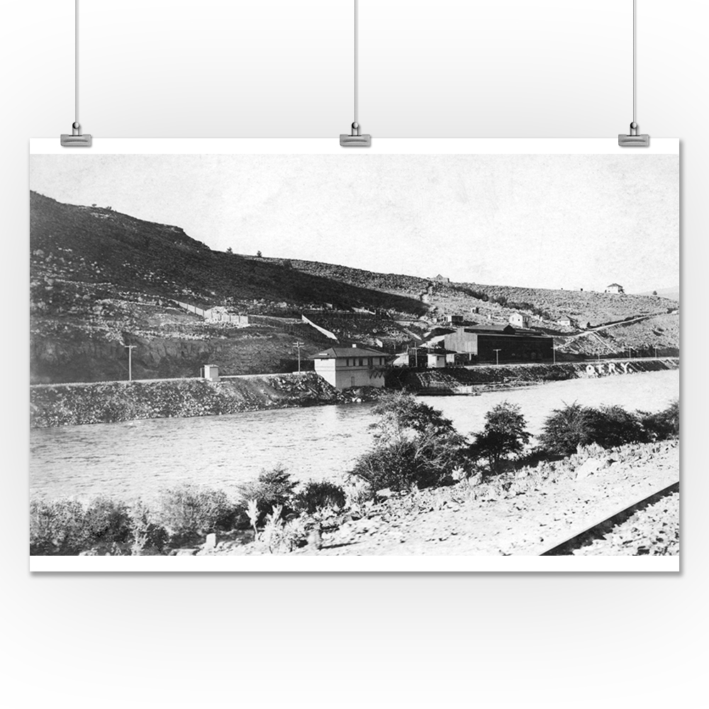 Maupin, Oregon and Deschutes River View Photograph (24x36 Giclee Gallery Print, Wall Decor