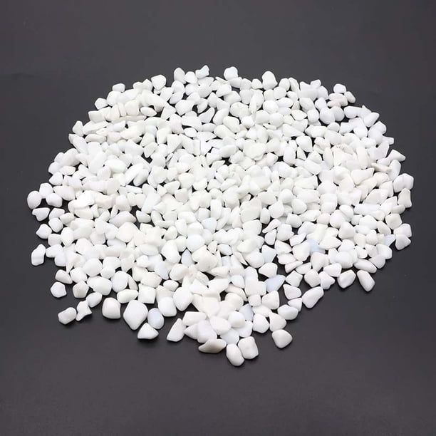 Xiao Hua 1 pieza de piedra natural blanca irregular, piedra triturada sin perforar, accesorio artesanal, adecuado para peceras, decoración de plantas en macetas y decoración del hogar (7-9 mm)