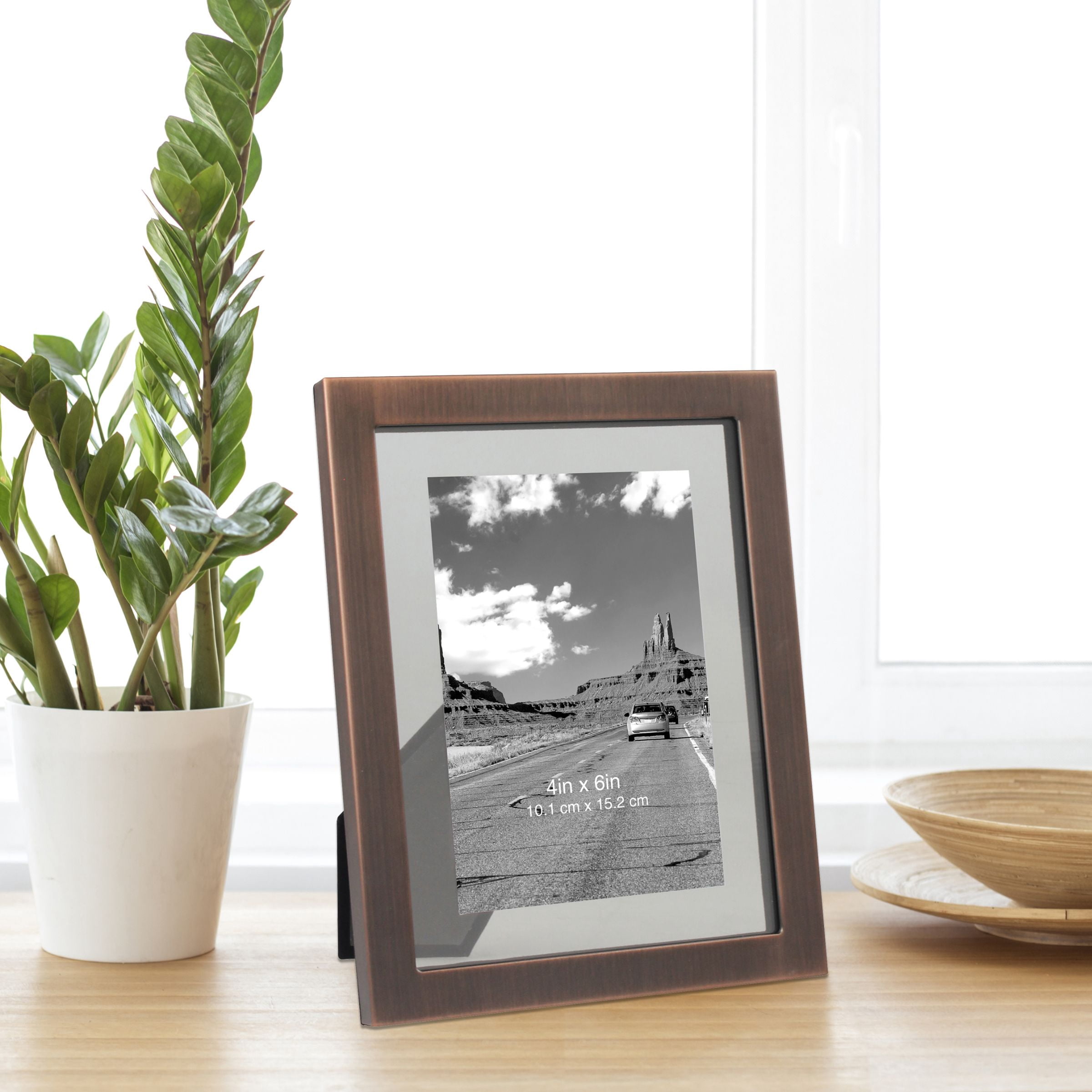 Better Homes & Gardens 4" x 6" Rectangle Metal Tabletop Floating Picture Frame, Copper