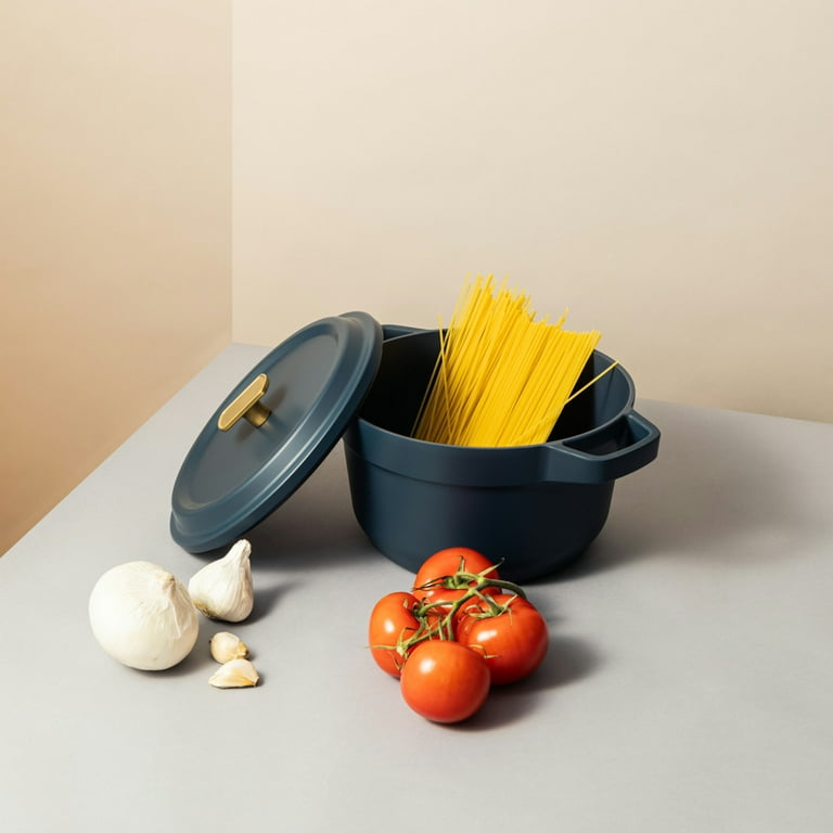 Free Shipping! Thyme & Table Diecast 5.5 QT Dutch Oven, Atlantic