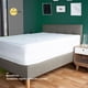 thumbnail image 2 of Protector Cubre Colchón 100% Impermeable Queen Size Onstore Onstore Protector cubre colchón impermeable, 2 of 7