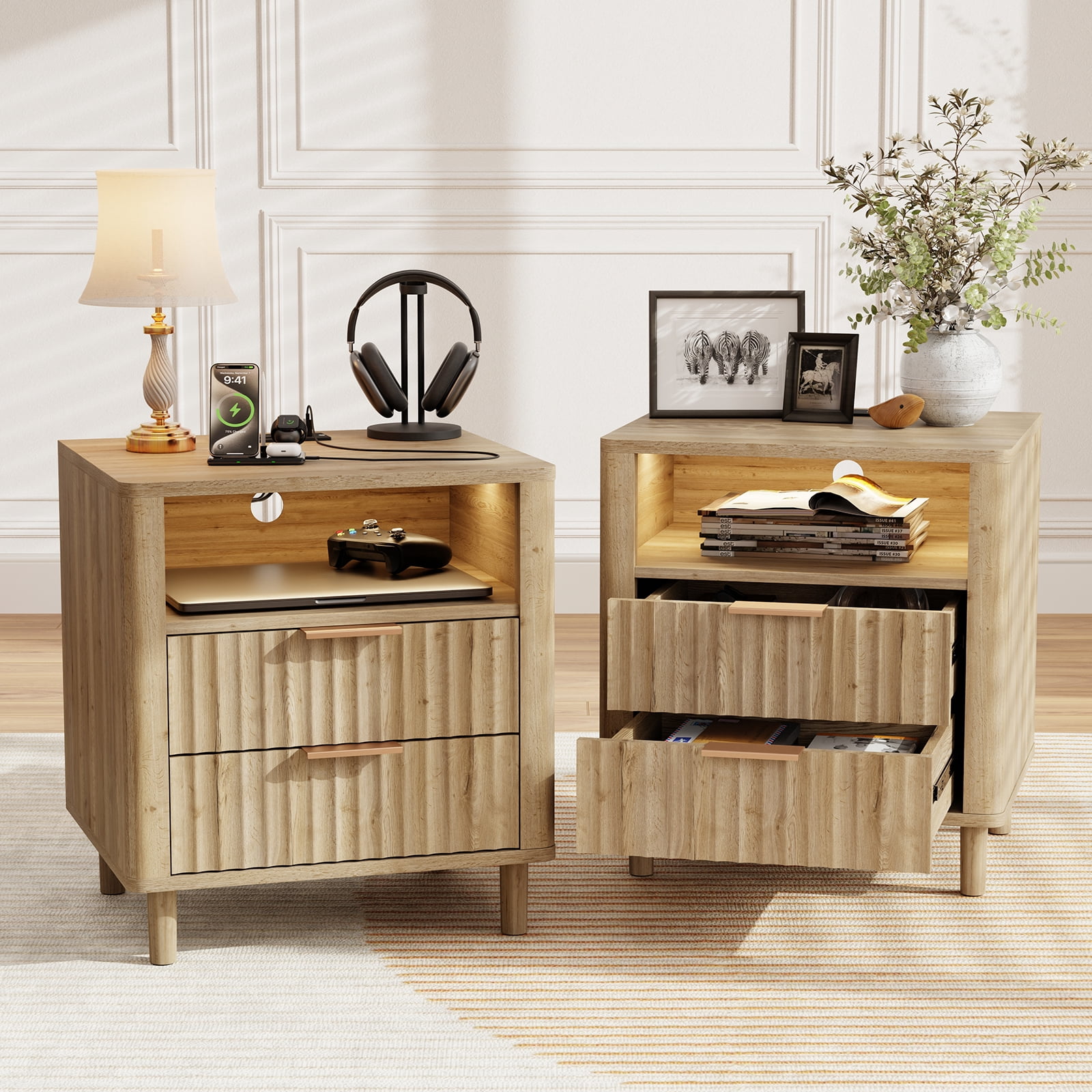 18" Wide Fluted Nightstand Set of 2 with Charging Station Modern Wood Bedside Table with 2 Drawers and Open Shelf, Mid Century End Table for Bedroom Living Room Office, Oak