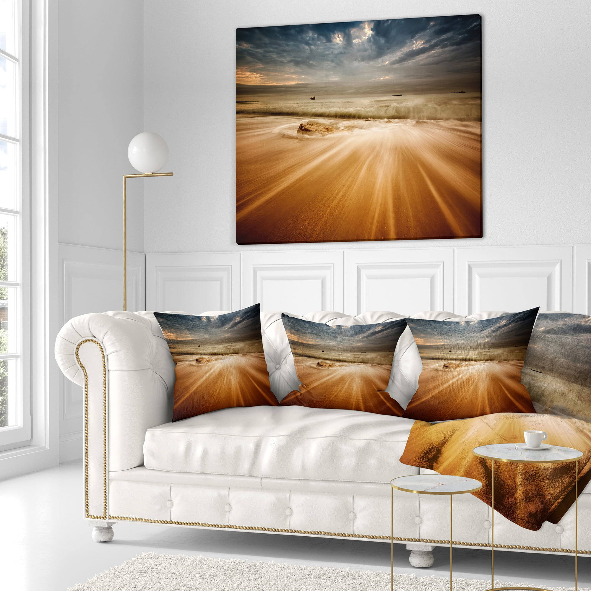 Designart Stormy Sea with Waves Flowing Out - Beach Photo Throw Pillow - 16x16
