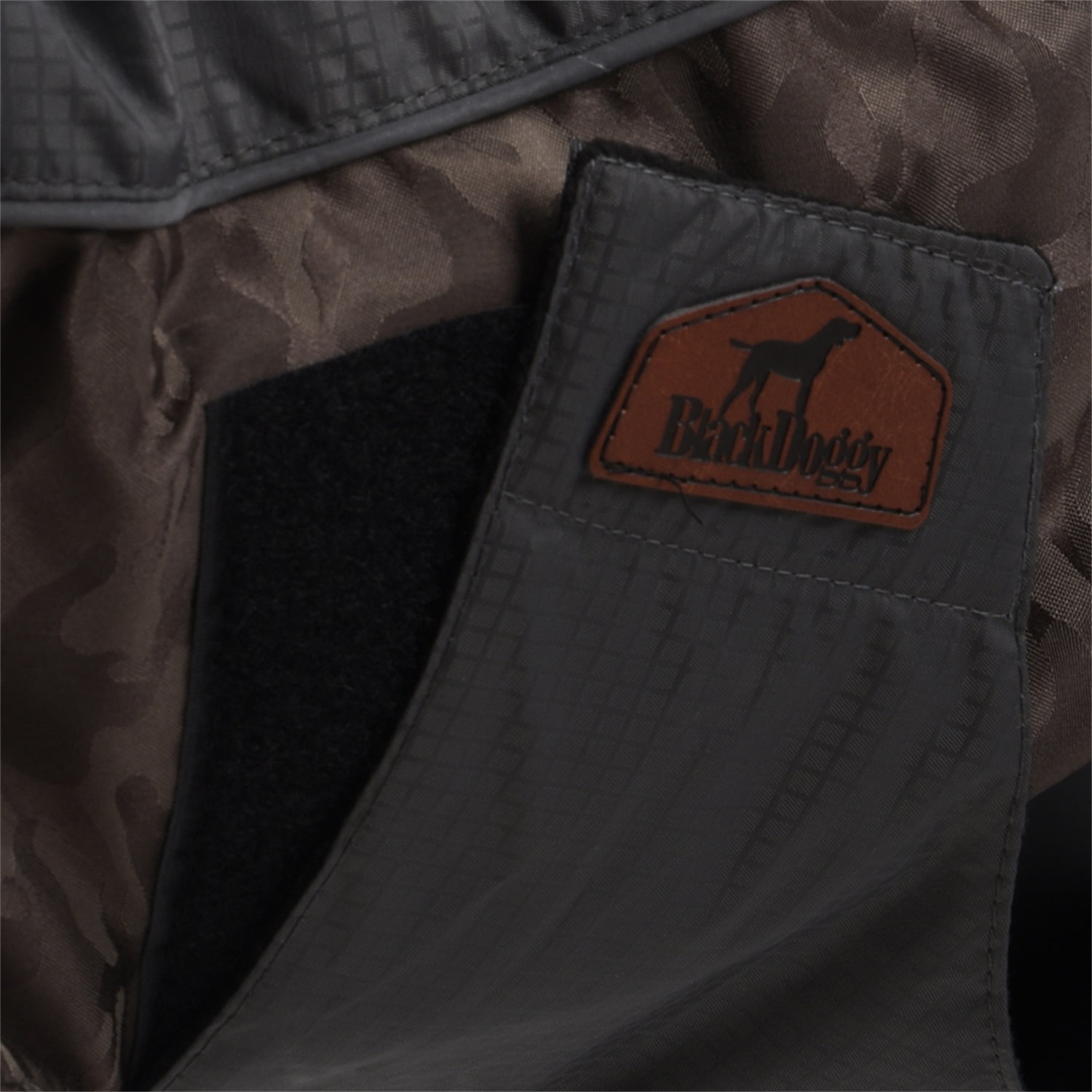 Pefilos Pet Keep Warm Sport Vest Winter Breathable Dog Jacket for Large Dogs Clothes Coats for Medium Dogs Girl Outdoor Waterproof Raincoat with Reflective Trim, Brown Camo M Pefilos Pet Keep Warm Sport Vest Winter Breathable Dog Jacket for Large Dogs Clothes Coats for Medium Dogs Girl Outdoor Waterproof Raincoat with Reflective Trim, Brown Camo M