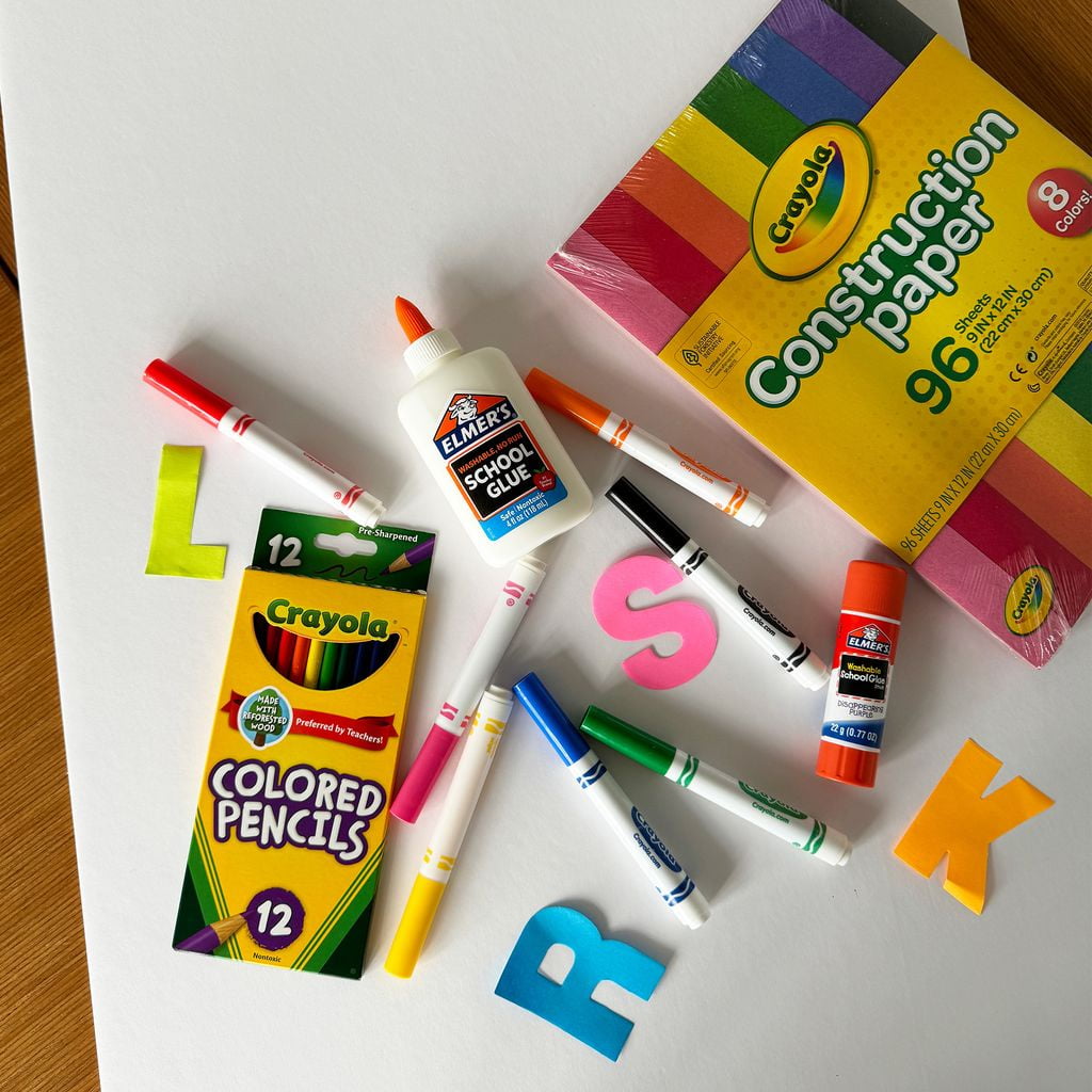 Formit White Trifold Brd 28X40 Project Presentation Display Board, TRIFOLD BOARD 28X40 WHITE