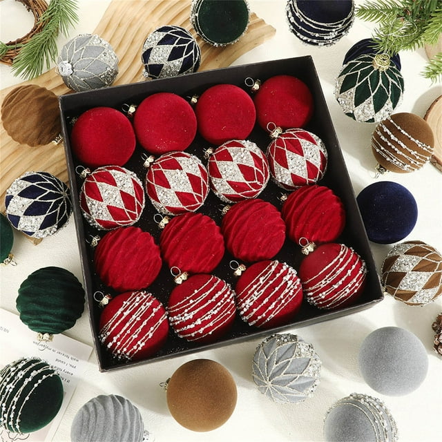 16 Bolas Navideñas de Terciopelo con Acabado Flocado | Decoración Navideña de Plástico Marrón | 6 Cm de Diámetro | Adorno para Árbol | Paquete de 16