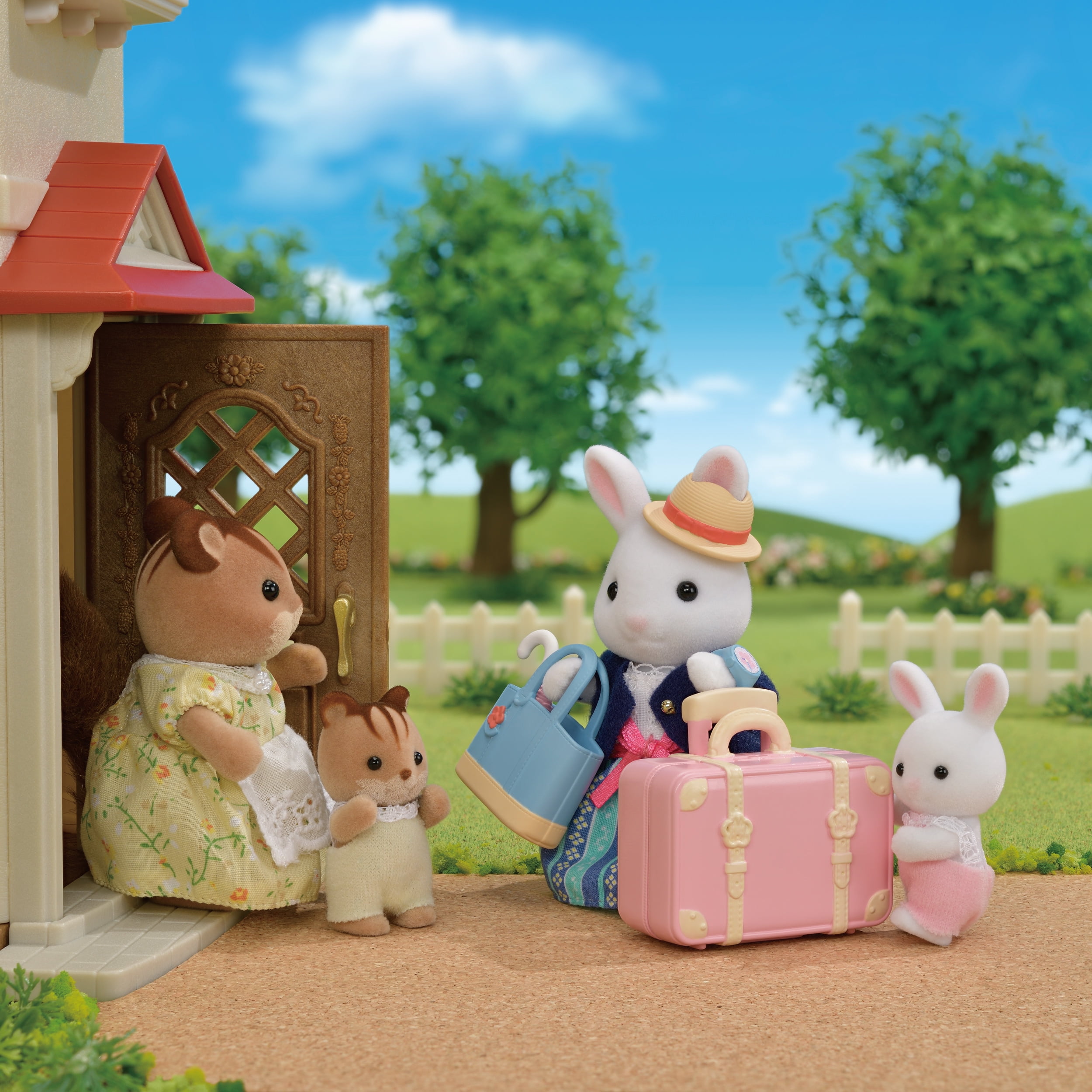Calico Critters Snow Rabbit Mother's Weekend Travel Set, Dollhouse Playset with Figure and Accessories