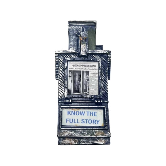 1:12 Miniature Public Phone Booth Model, Retro Dollhouse Furniture for Adult Collectors, Mini DIY Scene Accessory, Desktop Ornament and Creative Gift Decoration