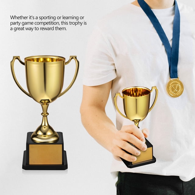 QUMIIRITY Trophy Recognition Plastic Golden Simple and Fashionable 1 Set for Businesses