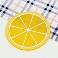 thumbnail image 4 of Posavasos de silicona para bebidas, posavasos a prueba de calor, posavasos redondos con forma de fruta, con aislamiento térmico eficaz a prueba de quemaduras (10 unidades, amarillo, 4 of 5