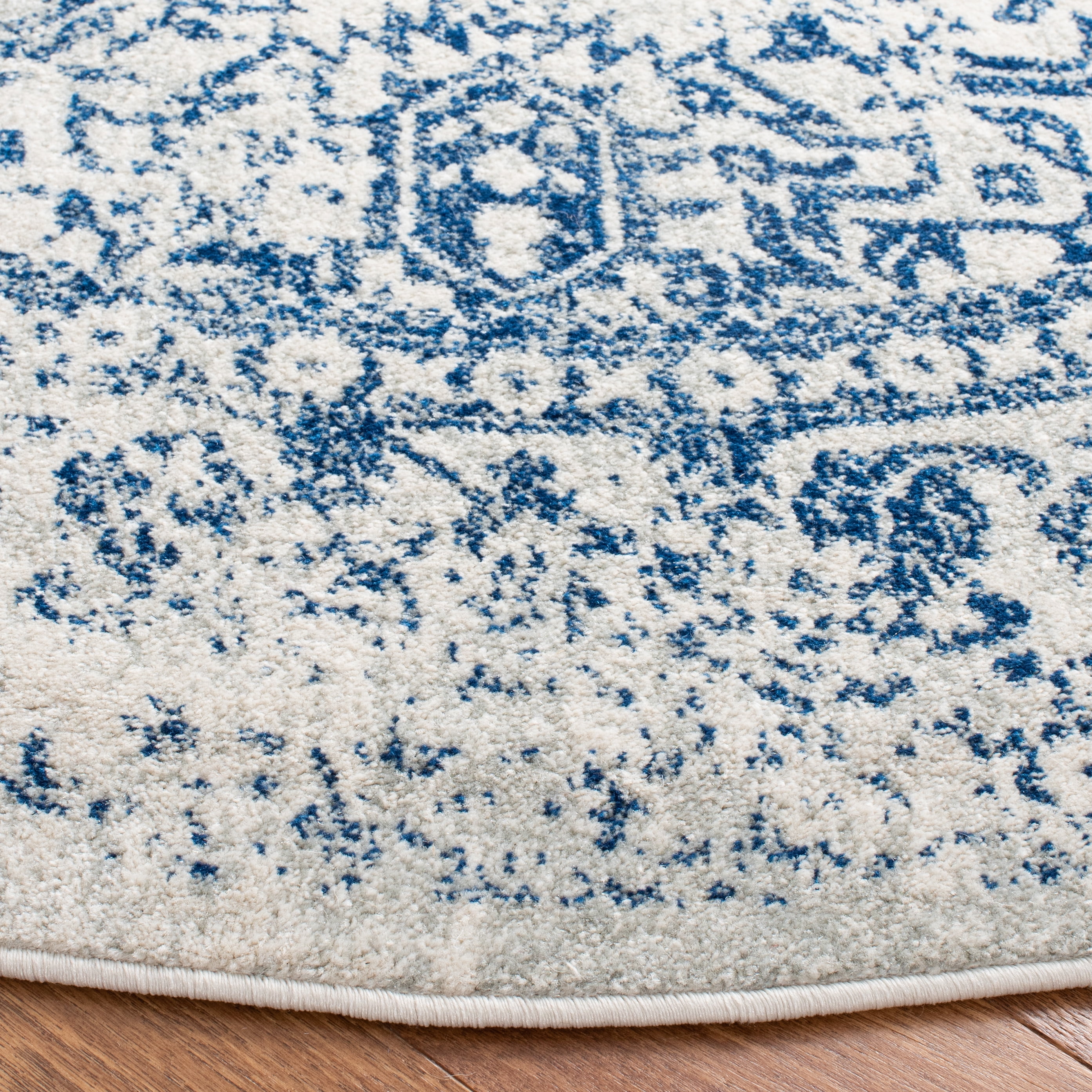 Safavieh Evoke Trena Floral Area Rug, Ivory/Navy, 3' x 3' Round