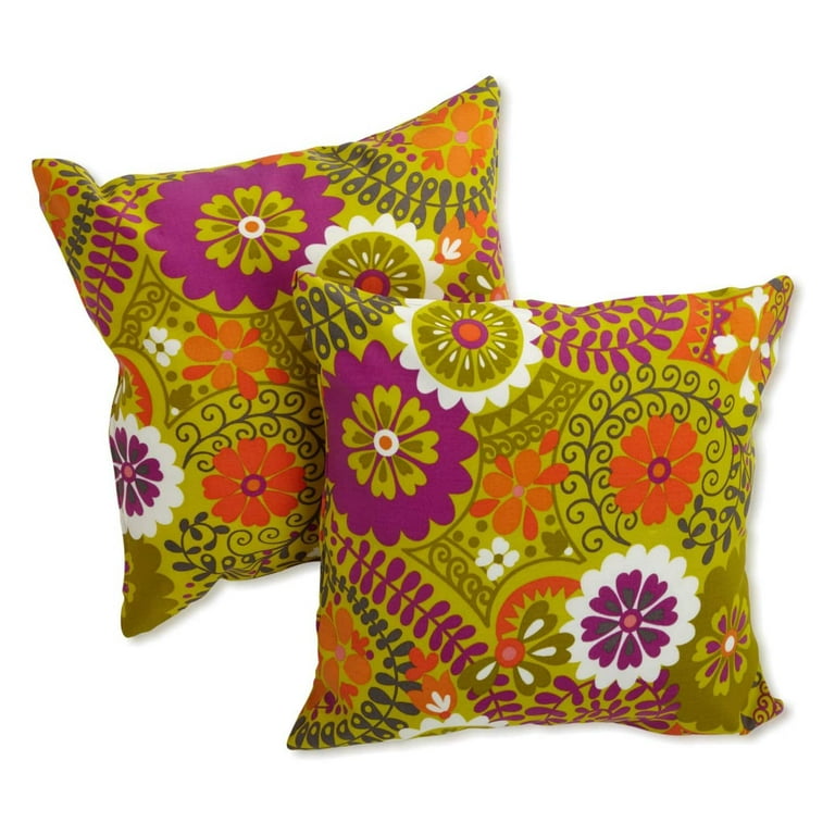 Blazing Needles 18 x 18 in. Patterned Outdoor Throw Pillows Set