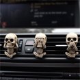 thumbnail image 4 of Fiudx Juego de Figuras de Esqueleto, Diseño "Speak No Evil", Detalles Pintados a Mano, Decoración Espeluznante para Escritorio de Oficina, Regalo de Halloween, Tamaño Pequeño (3,5 Cm), 3 Piezas Inclu, 4 of 6