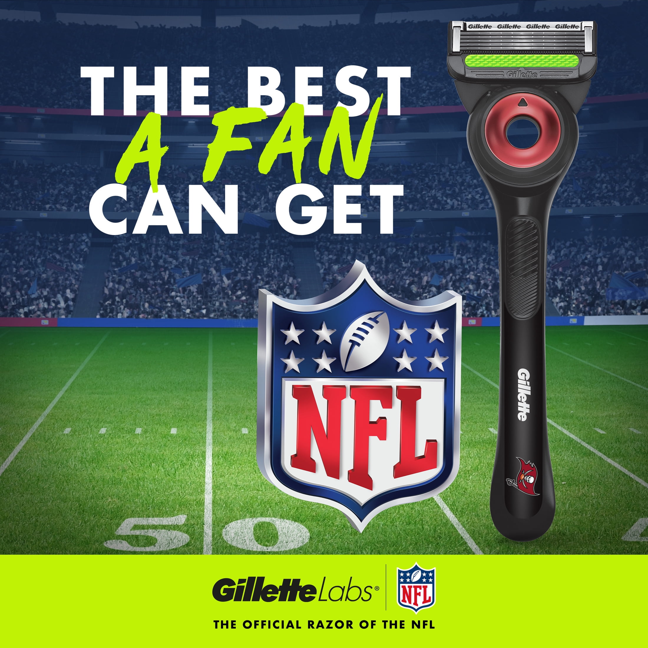 Gillette Labs Official Buccaneers Licensed Razor for Men, Perfect for Game Day Grooming, Gillette Labs with Exfoliating Bar, 1 Handle, 4 Blade Refills, with Magnetic Stand
