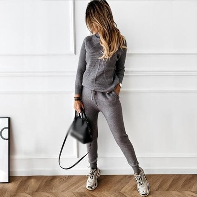 Conjunto de suéter y pantalones casuales de moda de color sólido con cuello alto para mujer