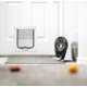 thumbnail image 1 of Puerta mediana con solapa para gatos con cerradura de 4 vías, kit de puerta magnética para mascotas, color blanco oso de fresa Electrónica, 1 of 5